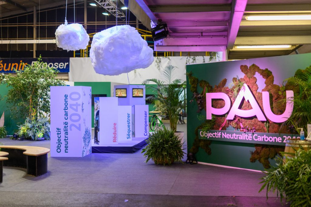 Entrée du stand de la ville de Pau lors de la foire exposition de Pau 2021