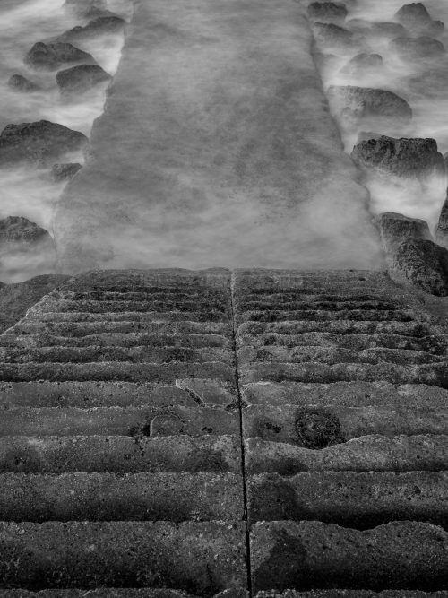 Biarritz, plage de Milady, downstairs, pause longue, tirage d’art  noir et blanc